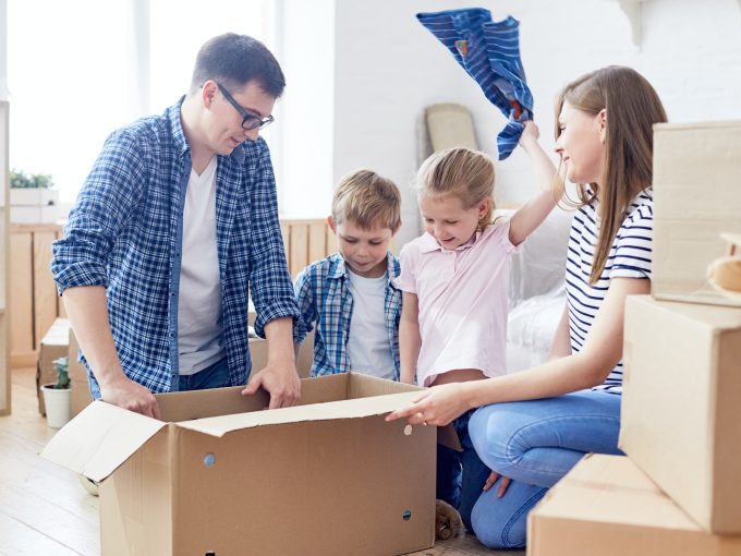 packing-moving-boxes-with-children.jpg